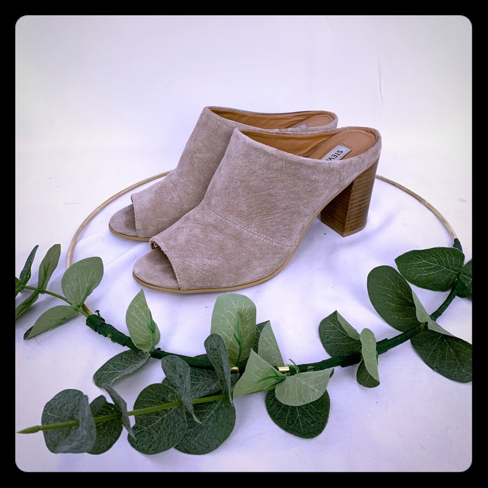Women’s Steve Madden Open Toe Mules Size 8